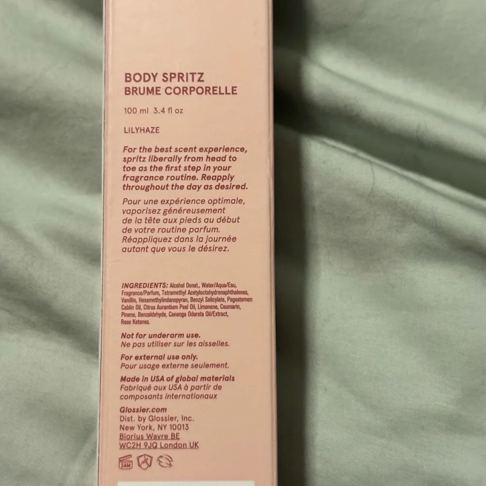 Glossier Lilyhazel Body Spritz - Picture 3 of 3